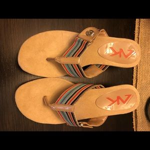 Anne Klein wedge flip flops size 9